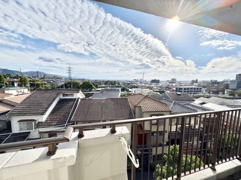 室内からの展望 リバ－サイドマンション川勝