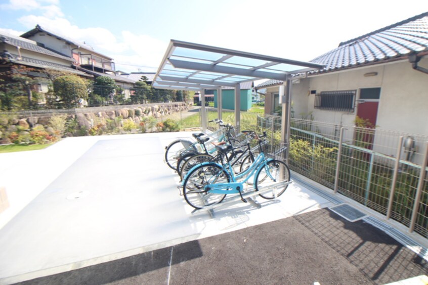 駐輪場 D-room NORTH PARK 三田