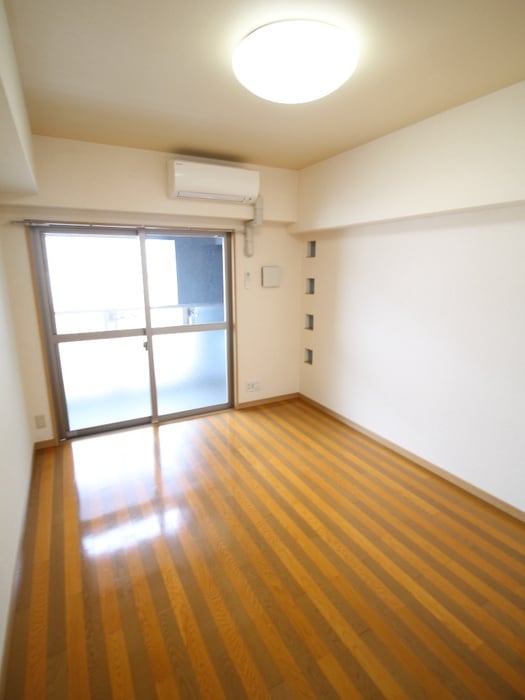 居室 サングレートＥＳＡＫＡⅡ