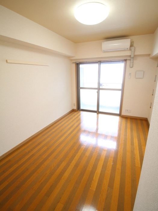 居室 サングレートＥＳＡＫＡⅡ