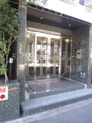 エントランス部分 リバーライズ布施