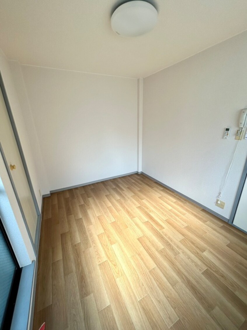 居室 シェーネヴェレ