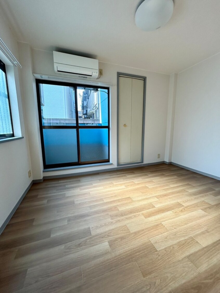 居室 シェーネヴェレ