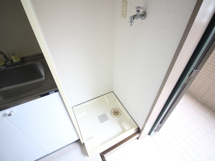 洗濯機置場 サンライト仁川