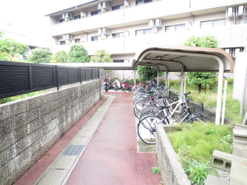 駐輪場 プラティアＳＥＴＡ