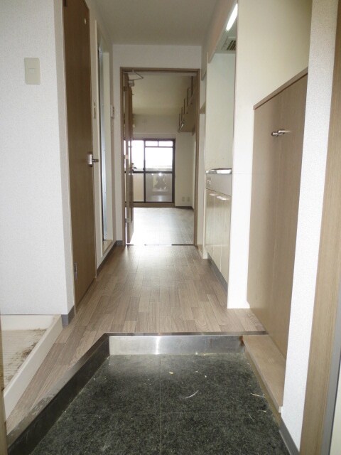 玄関 プラティアＳＥＴＡ
