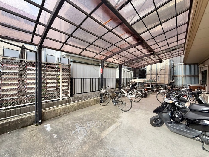 駐輪場 カサデルアダ－ジョ