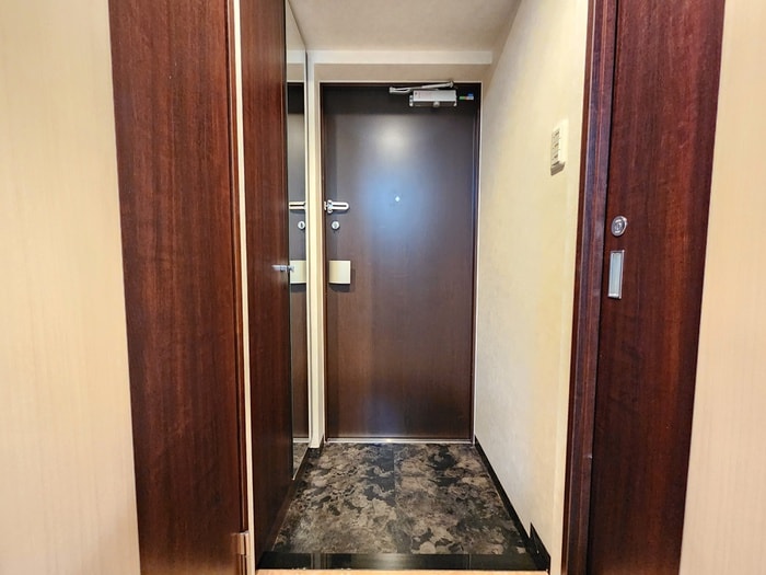 玄関 ベルファ－ス緑地公園