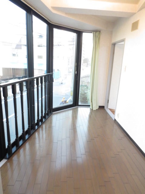 室内からの展望 ラフォ－レ諏訪