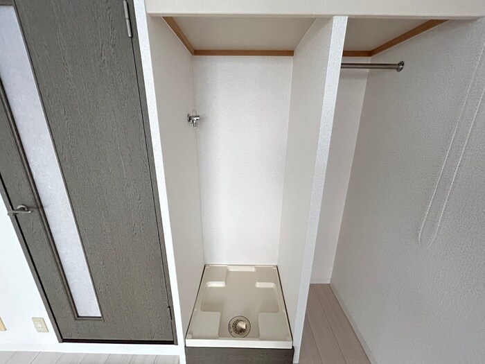 洗濯機置場 メゾン甲子園ＥＡＳＴ