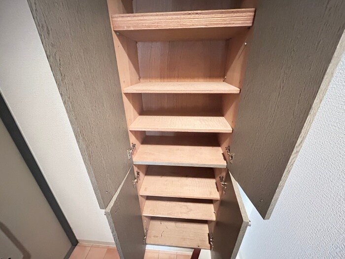 靴箱 メゾン甲子園ＥＡＳＴ