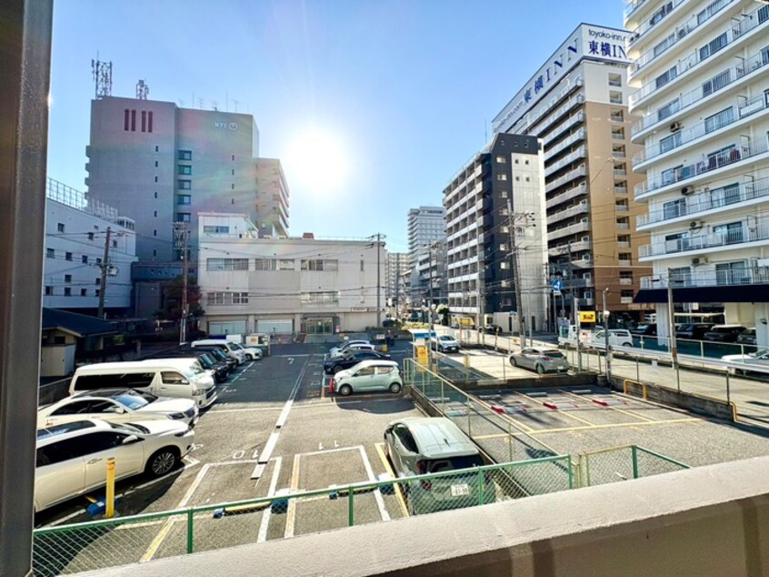 室内からの展望 マインズ・コム新北野