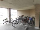駐輪場 メルヴェイユ