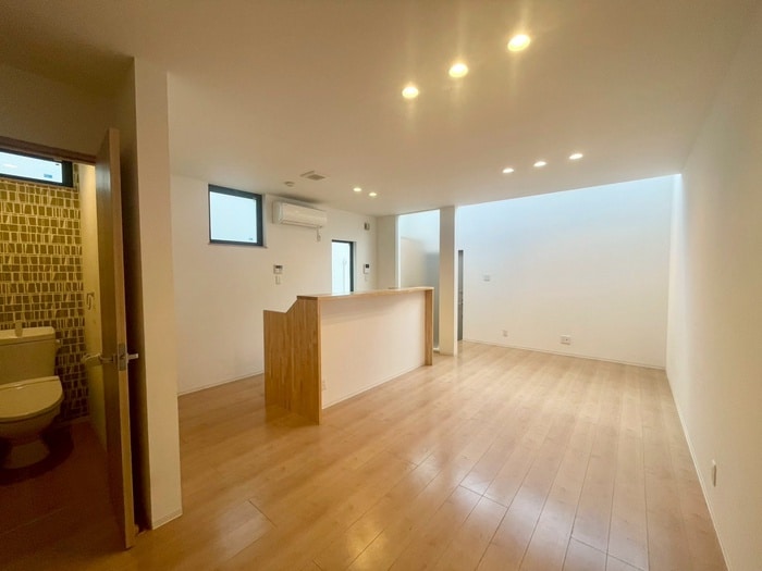 内観写真 ブロンテ灘・国玉通