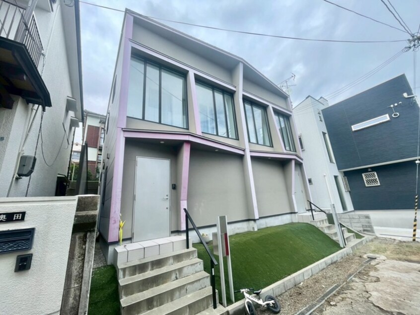 外観写真 ブロンテ灘・国玉通