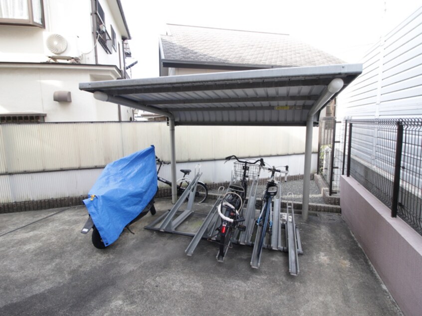 駐輪場 ロワ－ル
