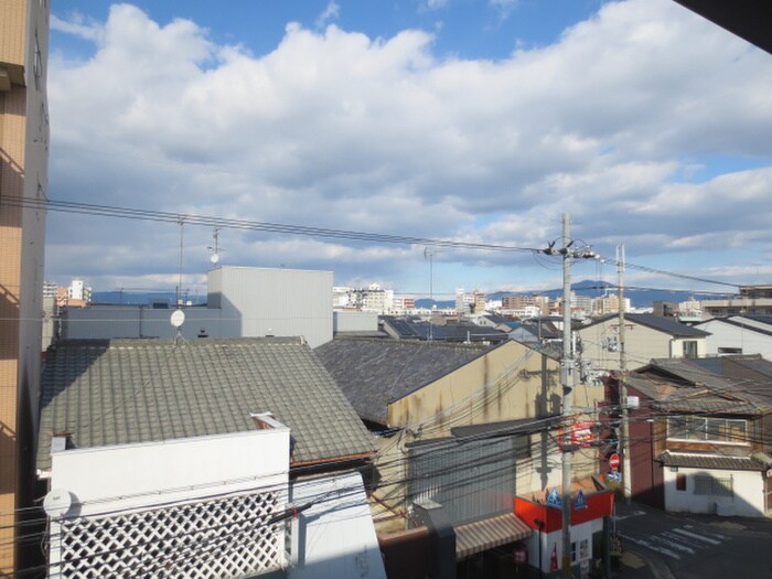 室内からの展望 アソルティ西院