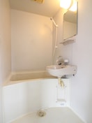 バス／シャワールーム等 トリヴェ－ル唐国