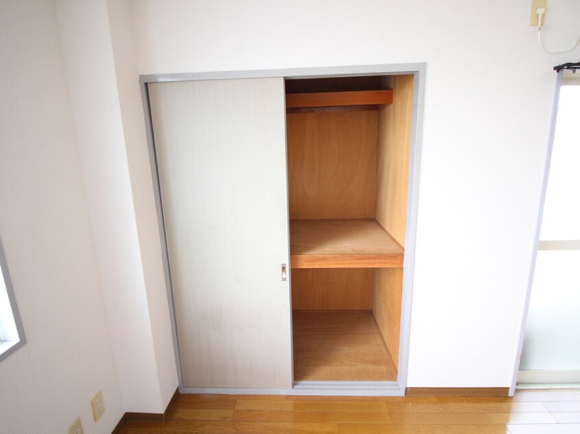 収納 トリヴェ－ル唐国