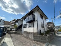 プラム中彦