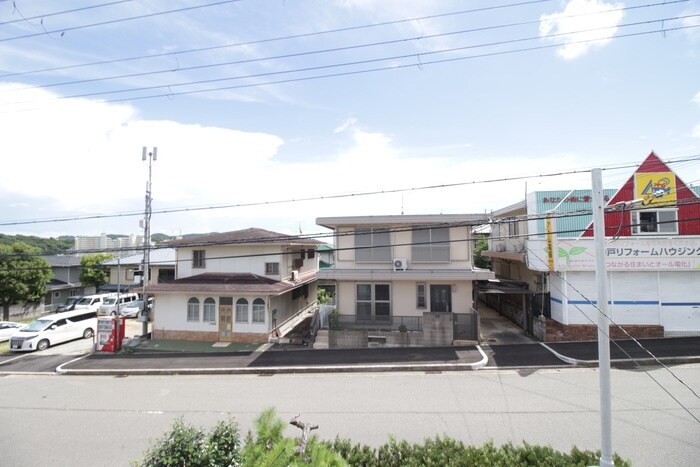 室内からの展望 神和台３丁目貸家