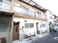 高見の里５丁目貸家西側