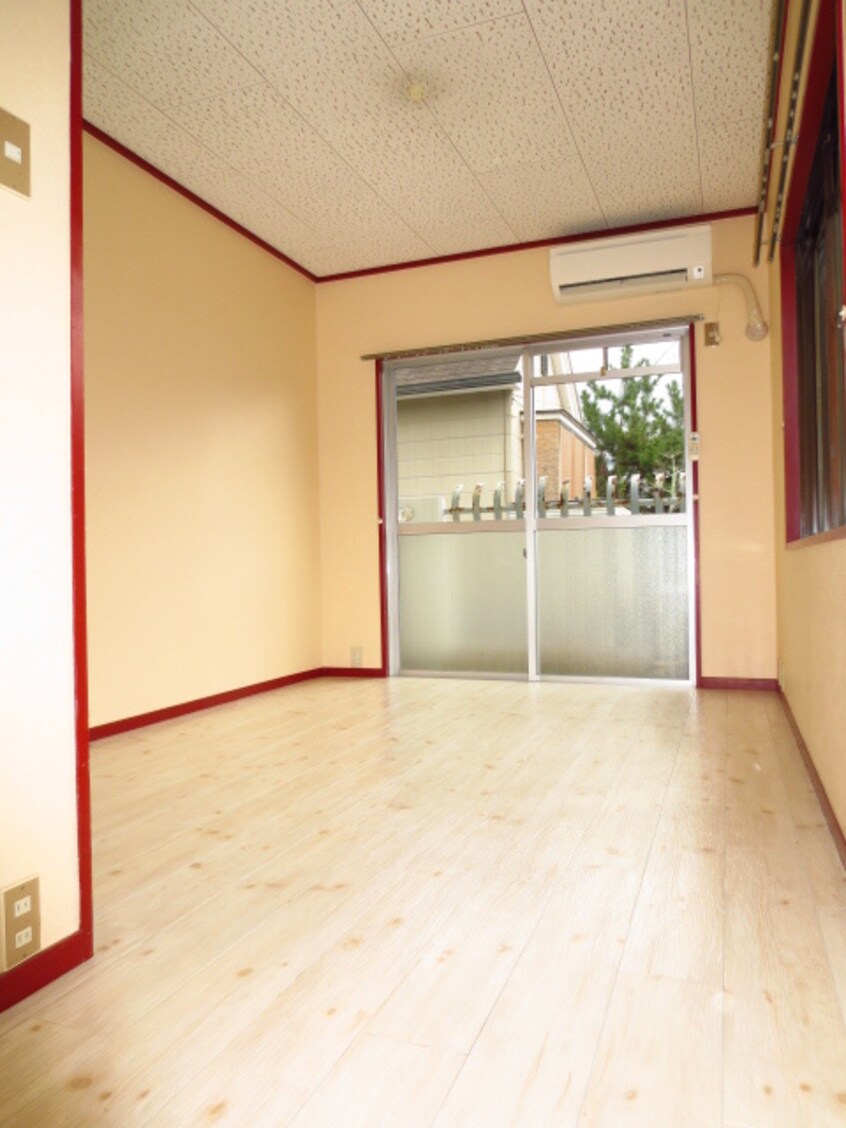 居室 エルモハイツ