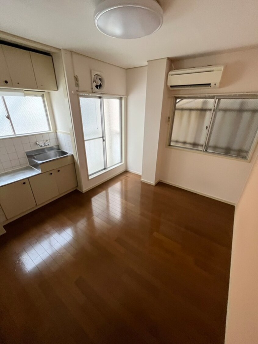 居室 ミヤコハイツ