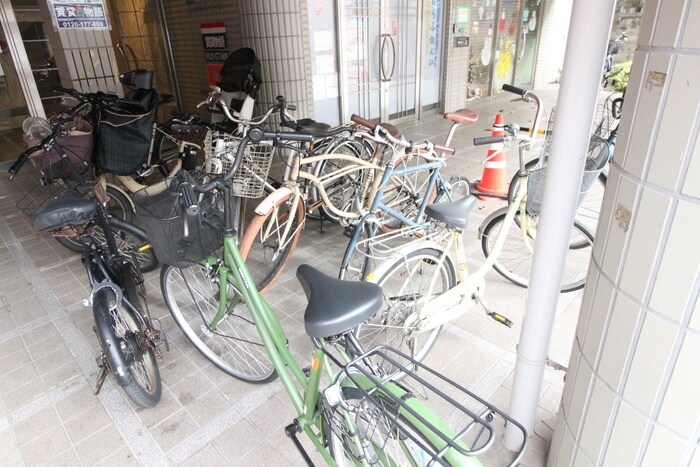 駐輪場 ヴィアンテ住之江