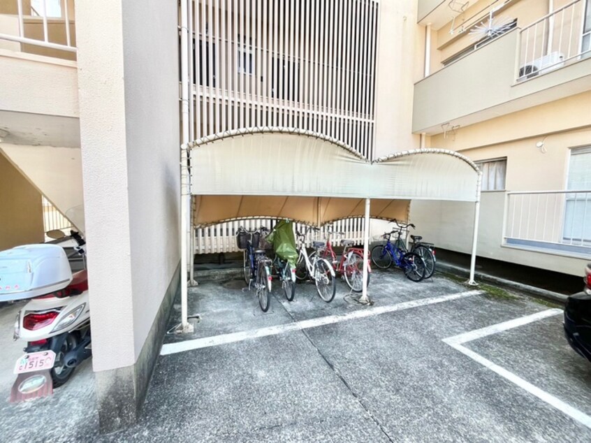 駐輪場 ローズコーポ石橋