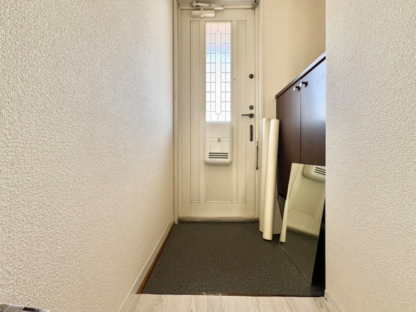 玄関 ビュ－ラ－・フジイ