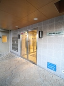 エントランス部分 GROOVE江坂