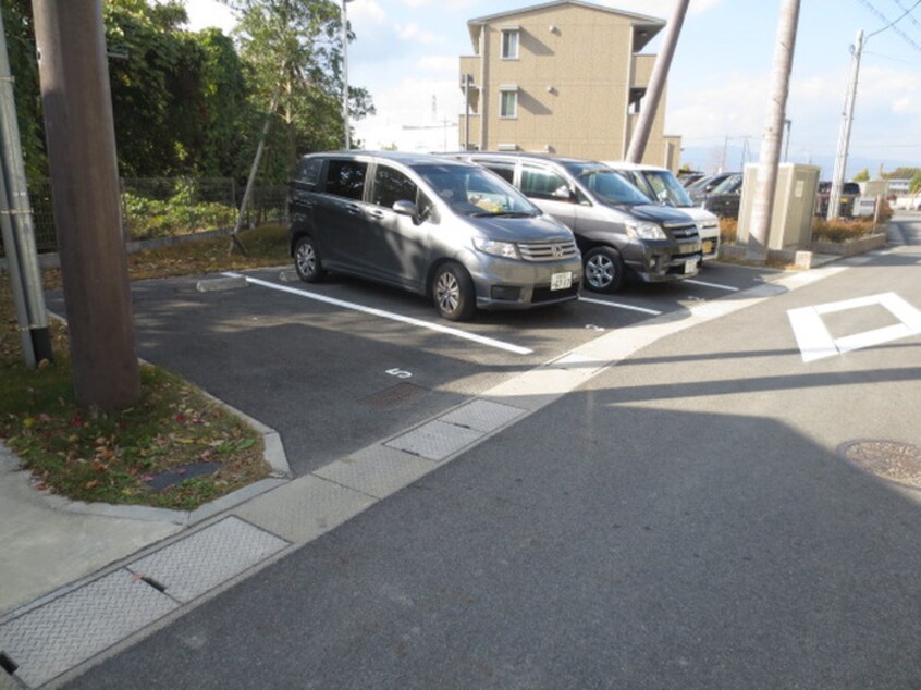 駐車場 サンシャイン昴