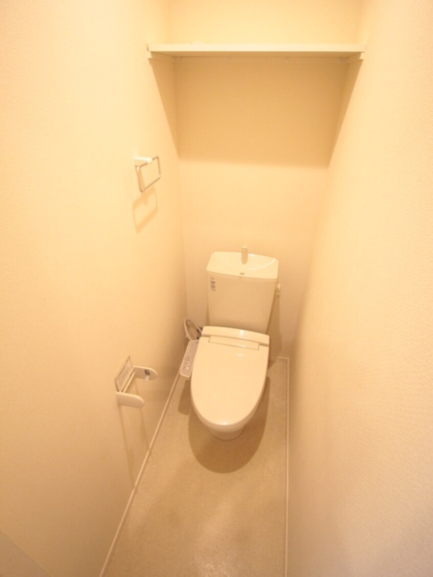 トイレ アヴェイル淡路