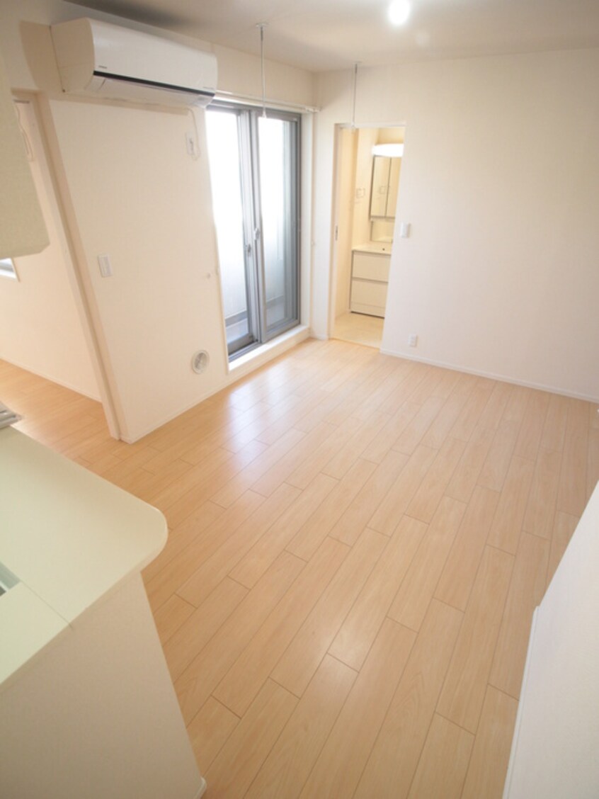 居室 アヴェイル淡路