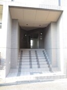 エントランス部分 コアロ－ド鷹ヶ峰