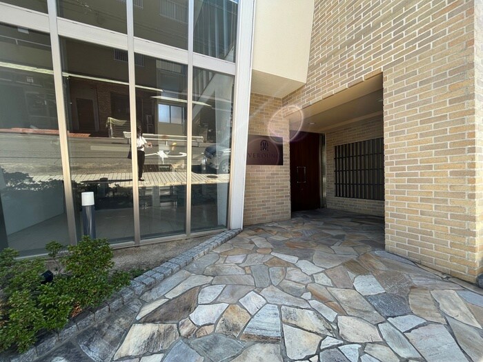 エントランス部分 ヴェローノ茨木