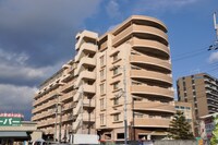 ﾌｧﾐｰﾙ高槻ﾌｪﾘｰｸ（204）