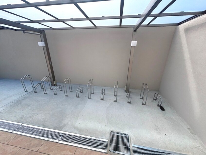 駐輪場 D-residence島本町桜井