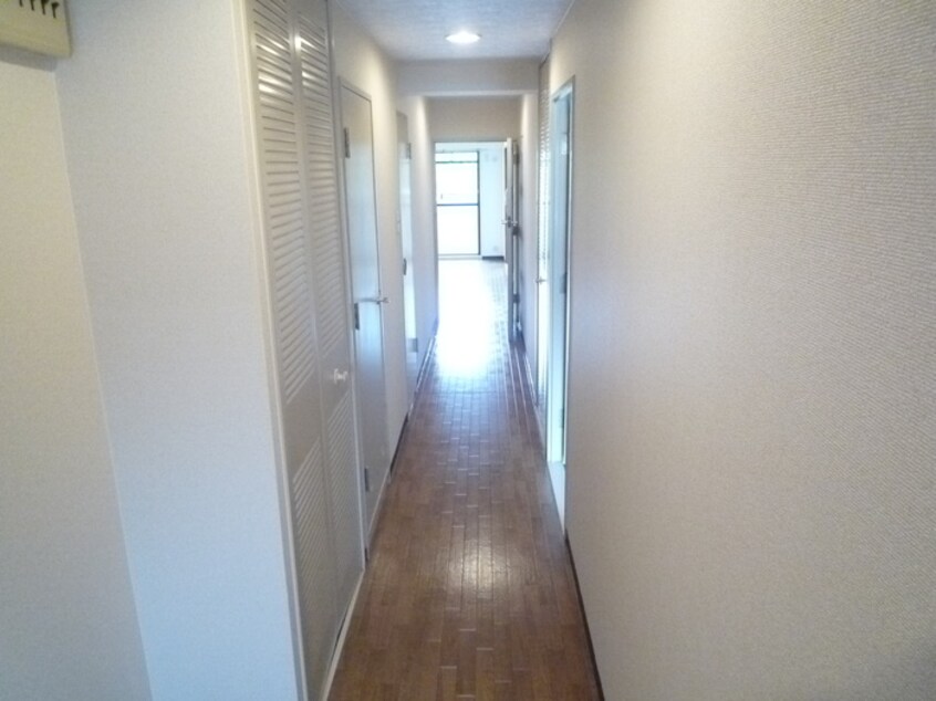 廊下 サンシャイン朝日が丘