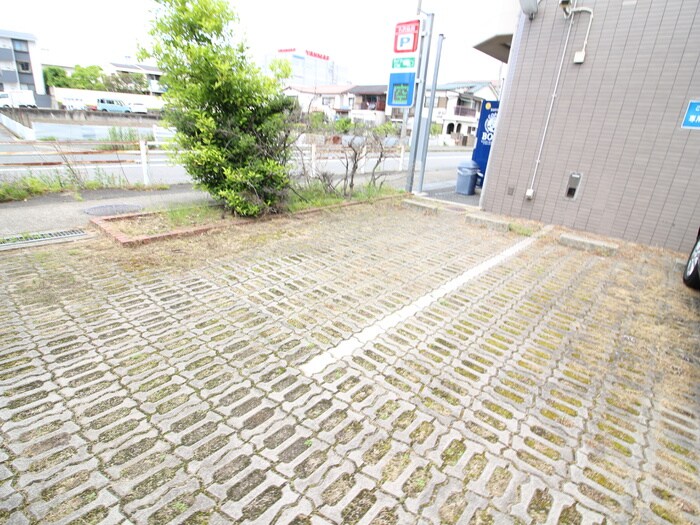 駐車場 猪名寺パークマンションⅡ