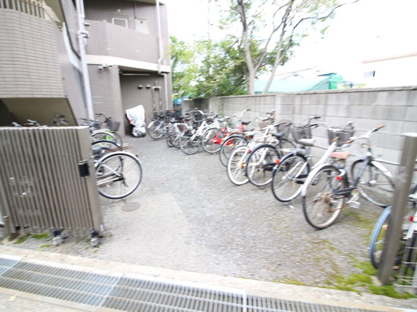 駐輪場 猪名寺パークマンションⅡ