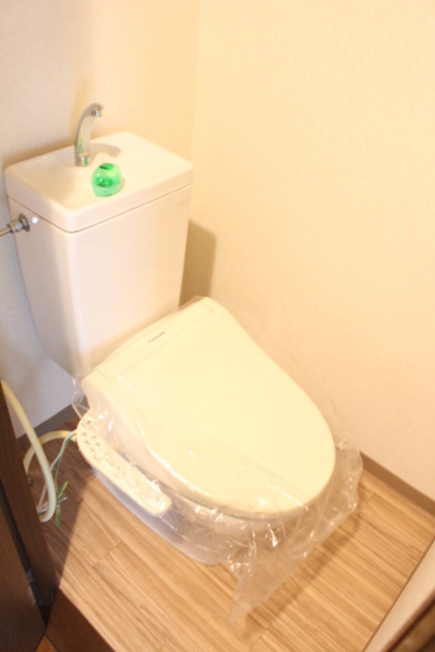 トイレ メゾンケ－アイ