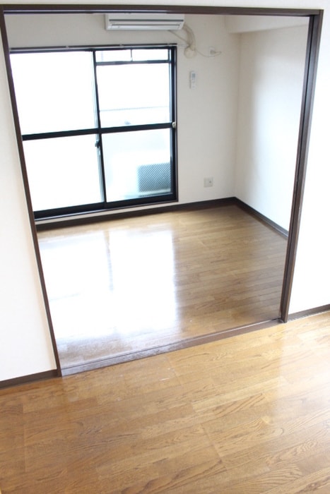 居室 メゾンケ－アイ