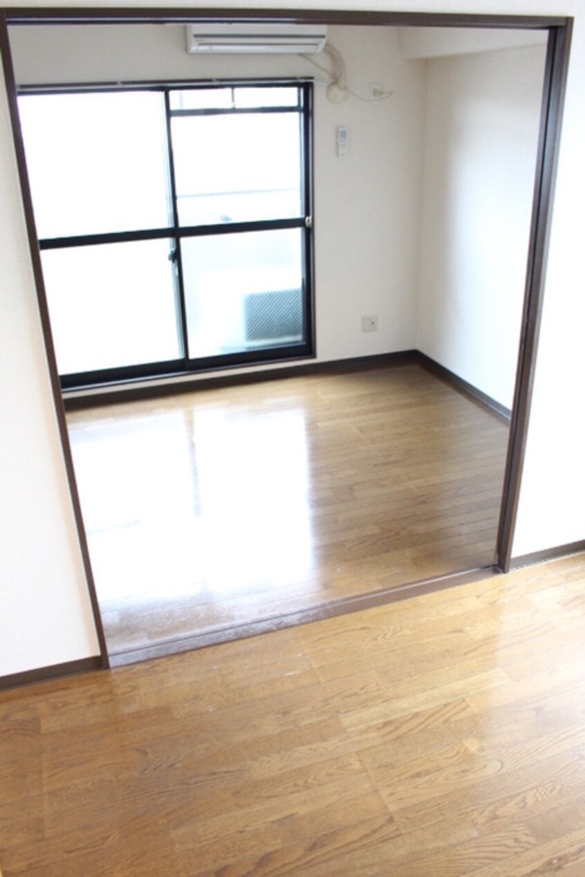 居室 メゾンケ－アイ