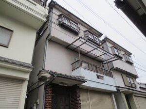 一津屋２丁目貸家