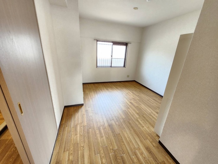 居室 ラポ－ト安井