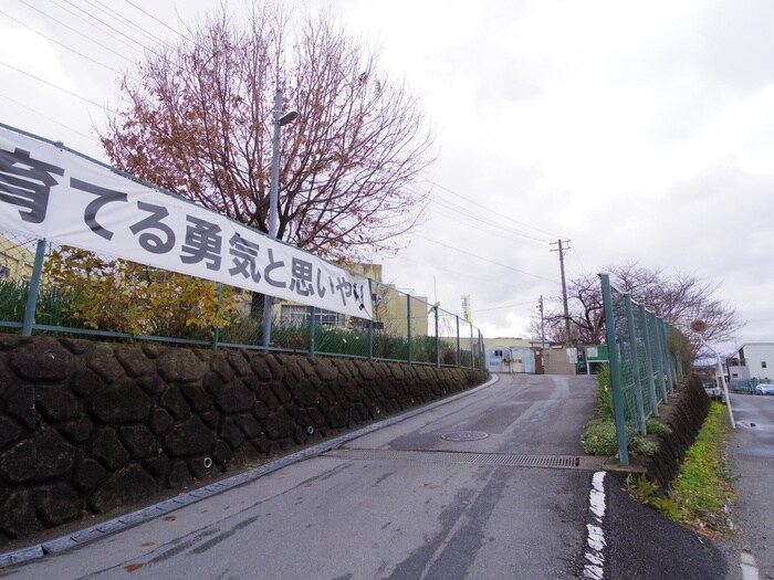 南部小学校(小学校)まで100m ラポ－ト安井