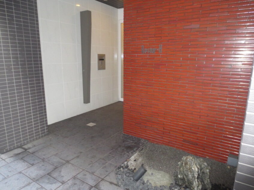 エントランス部分 レジュ－ルアッシュ尼崎駅前