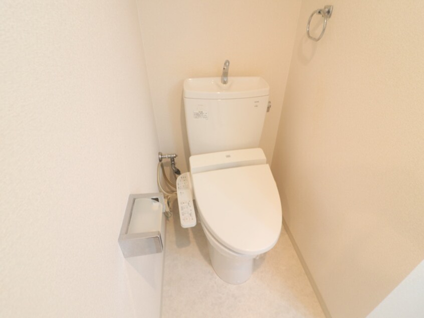 トイレ レジュ－ルアッシュ尼崎駅前